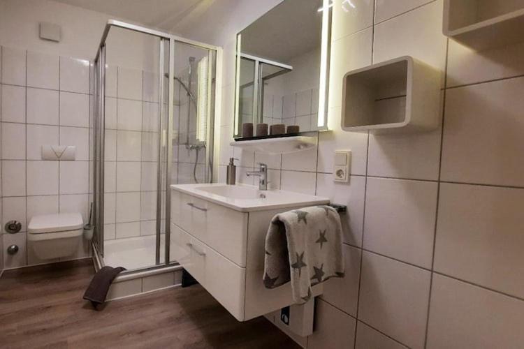 Apartment In Burhave With A Shared Pool Bagian luar foto
