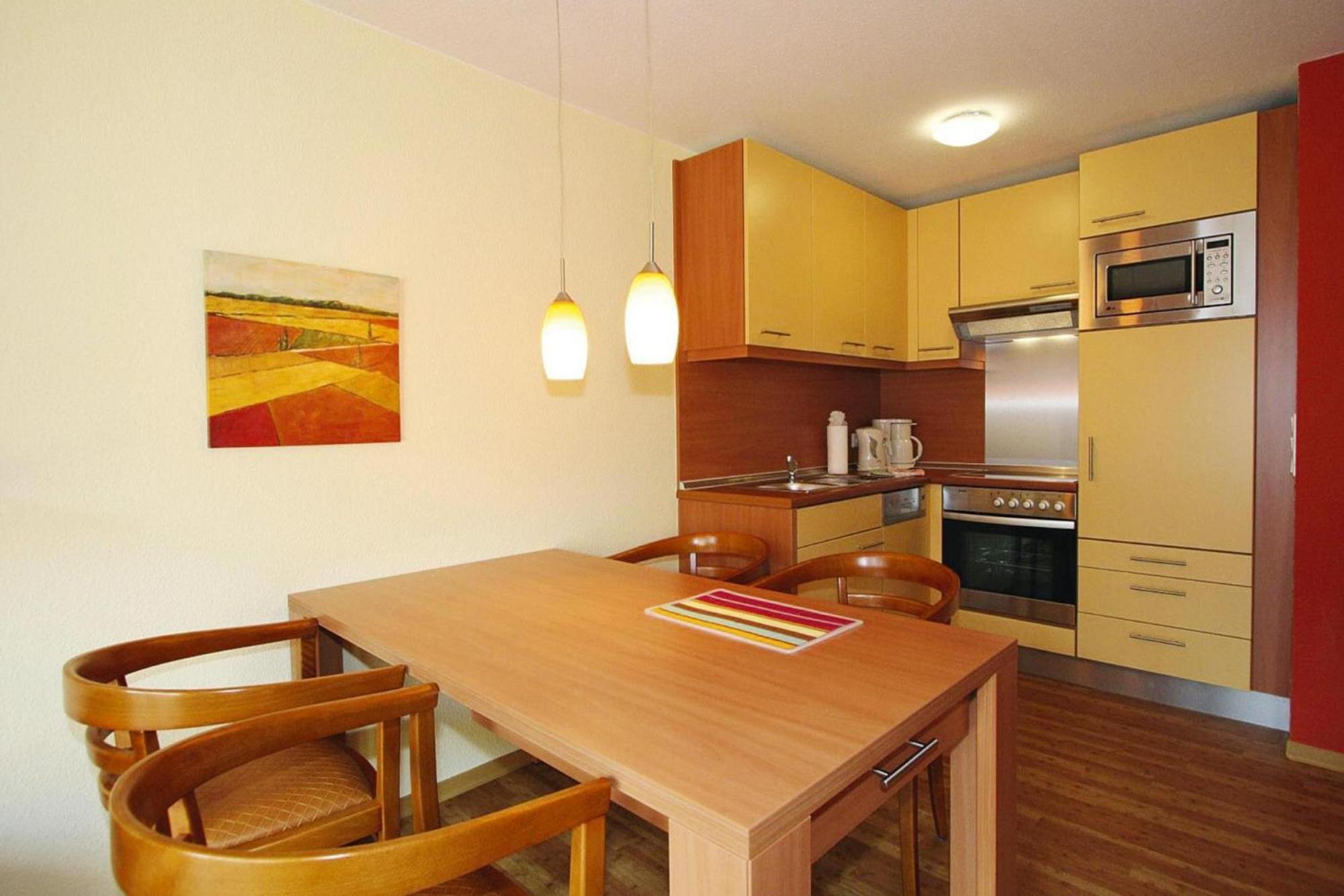 Apartment In Burhave With A Shared Pool Bagian luar foto
